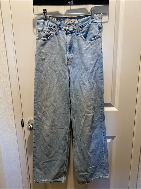 Levi's Denim - EUC Levi’s Premium High Loose Jeans